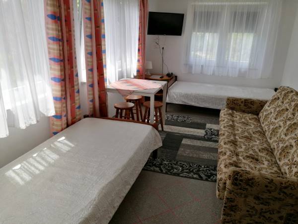 LAGUNA Pokoje Pokój z aneksem kuchennym 3a