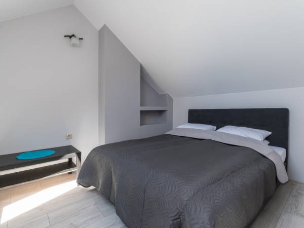 antresola w apartamencie 5-7 osobowym