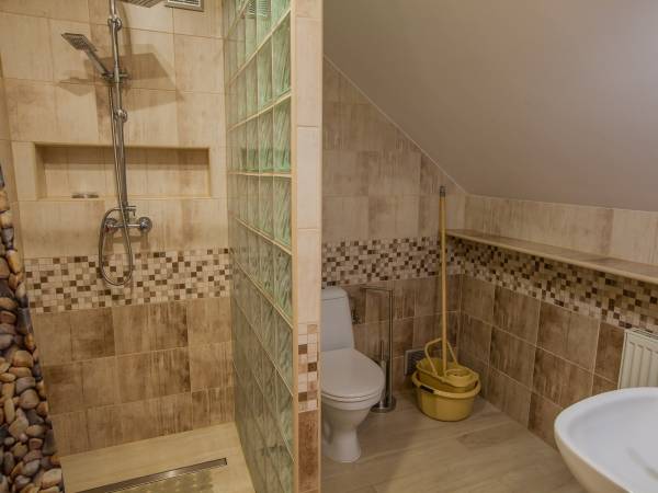 łazienka w apartamencie 1