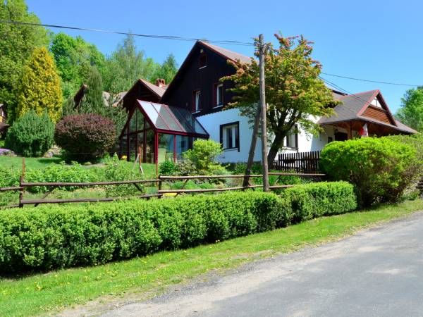 AGROTURYSTYKA Cztery Kąty Alina i Marek Kuczwalscy