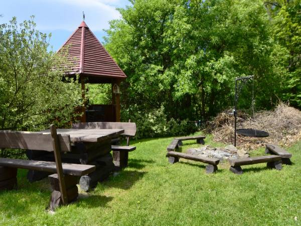 AGROTURYSTYKA Cztery Kąty Alina i Marek Kuczwalscy