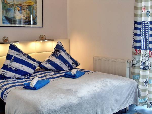 Pok.2-os. nr 2 z nowym ,hotelowym łozkiem małżeńskim ( lub 2 pojed. na zyczenie) na sprężynach bonel