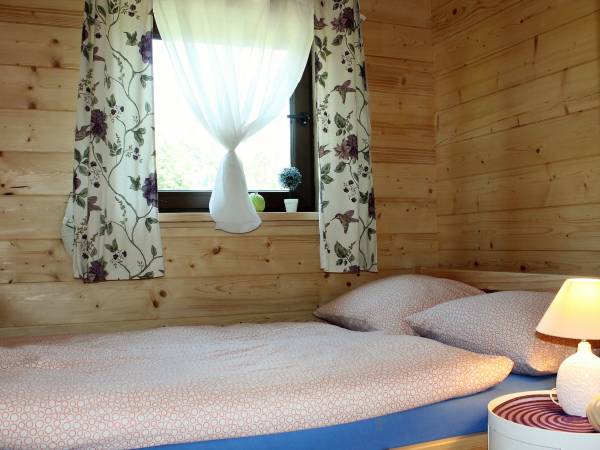 Domki nad jeziorem Ołów z własnym stawem 