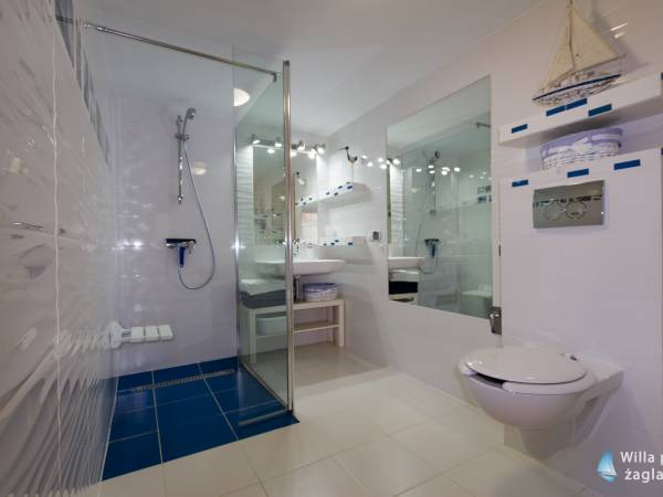 Apart. "Pomeranka", łazienka