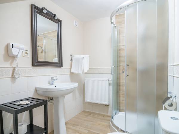 Studio "Drzewko Szczęścia"