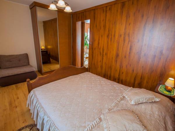 sypialnia w apartamencie 2