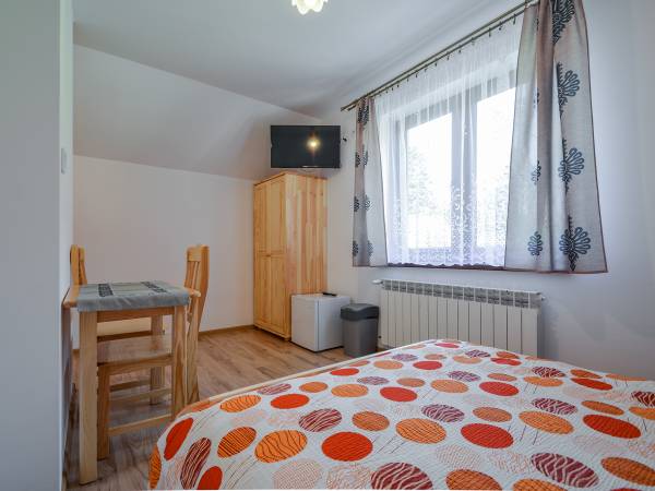 Pokój 2 osobowy z łazienką nr.8