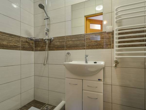 Łazienka do pokoju nr.8