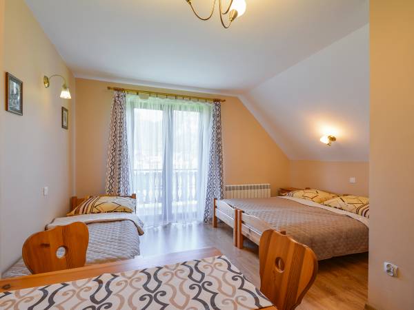 Pokoje z aneksami i Apartament u Wiktorii