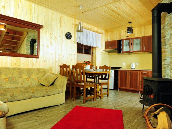 Całoroczne domki nad morzem i jeziorem