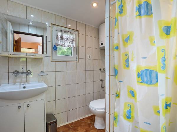 Łazienka w małym domku