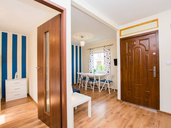  DOMKI LETNISKOWE SOSNOWO