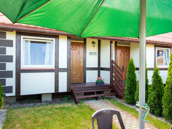  DOMKI LETNISKOWE SOSNOWO