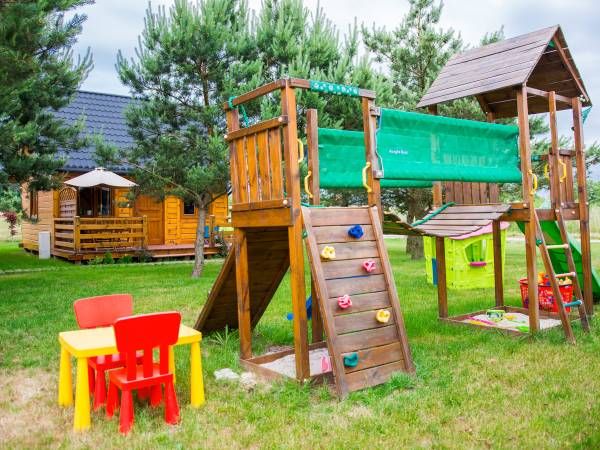  DOMKI LETNISKOWE SOSNOWO