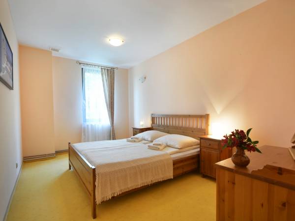 Ośrodek Wypoczynkowy BIESZCZADY w Myczkowcach