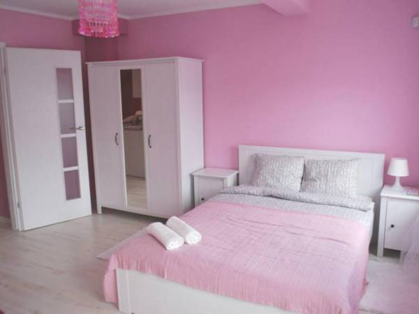 apartament malinowy