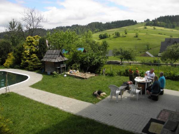 miejsce na grila w ogrodzie