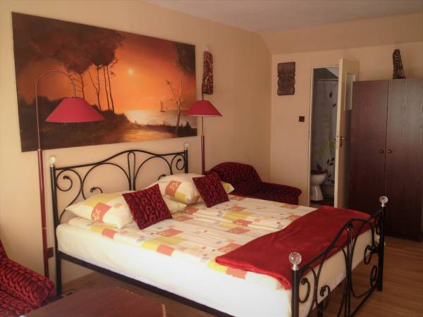 Pokój 2-4 osobowy na drugim piętrze