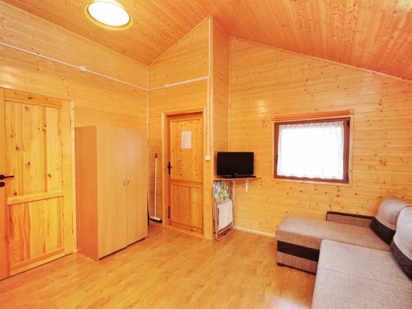 Domki i pokoje u Izy