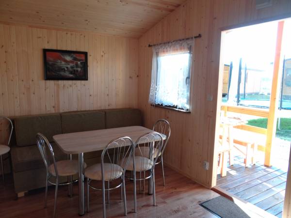 Salon domek sześcioosobowy