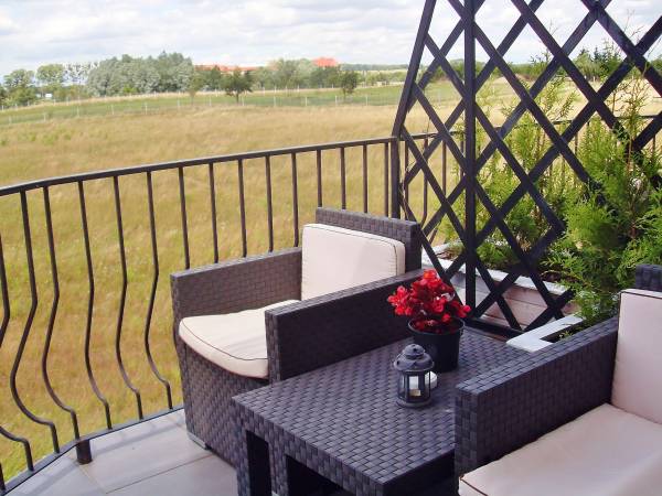 Balkon z niezabudowanym widokiem ( pok. 7+8)