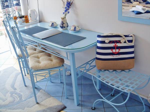 2 z łóżkiem małż.160x200 cm, Wi-Fi, LCD-SAT-TV, lodówką, czajnikiem,filiżankami,suszarką