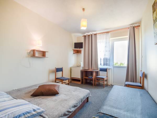 Pokój dwuosobowy z łazienką i balkonem 