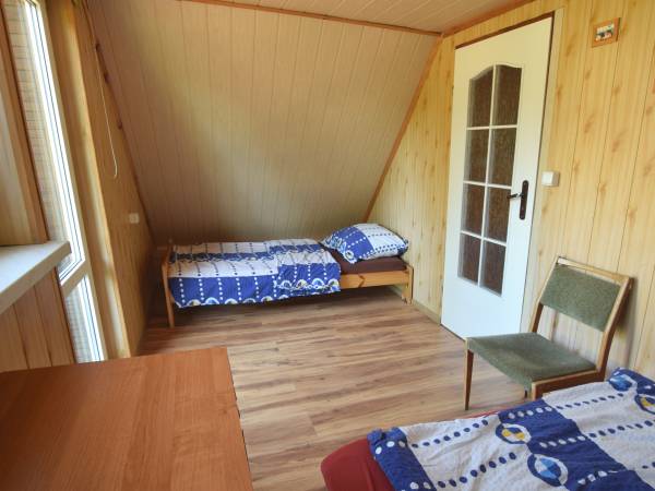 Całoroczny domek nad jeziorem