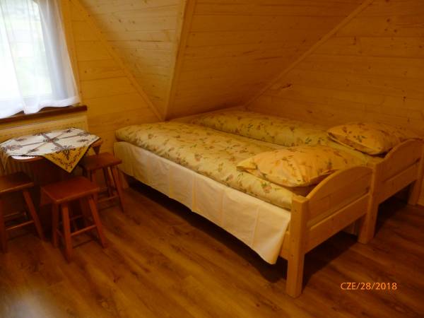 pokój 3-osobowy w apartamencie dla 7-osób