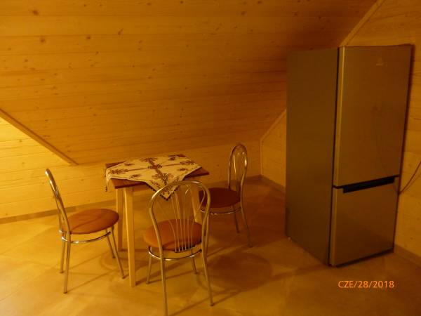 aneks kuchenny w apartamencie dla 7 osób