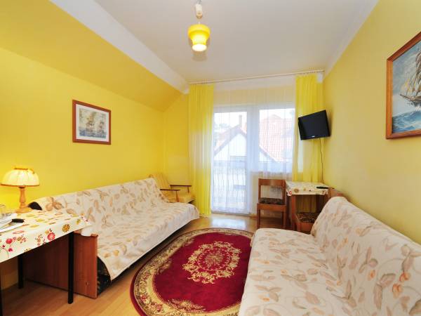 pok.5 dwie wersalki łaz tv balkon