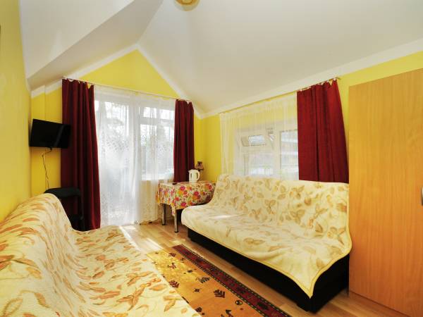 pok.10 dwie wersalki łaz tv i balkon