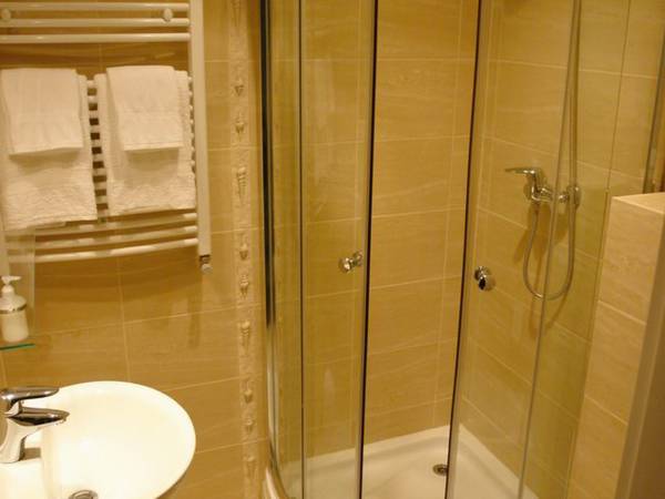 KATARINA Beach Apartments