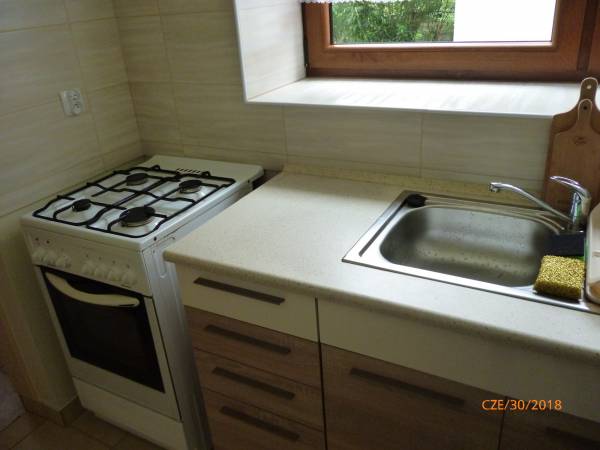 aneks kuchenny połączony z jadalnią