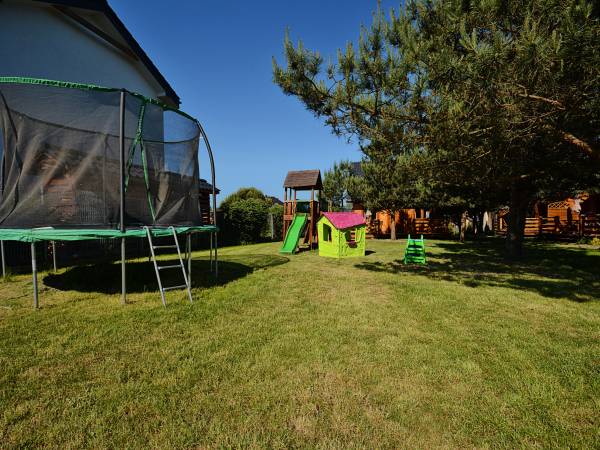  DOMKI LETNISKOWE SOSNOWO