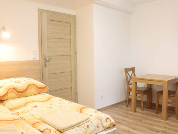 pokój 2 os z balkonem- lokalizacja ul Warszawska