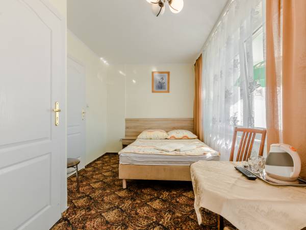 pokój z tarasem i widokiem na jezioro 3 os