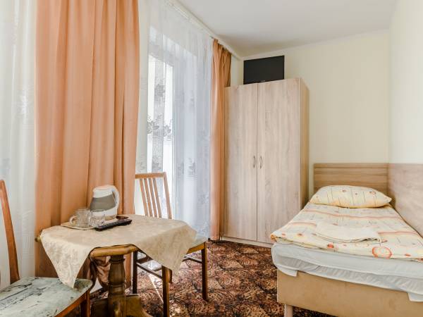 pokój z tarasem i widokiem na jezioro 3 os