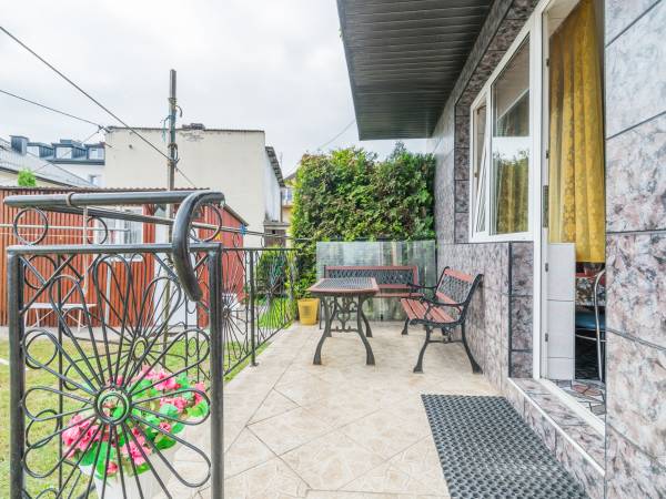 taras studia 4-osobowego