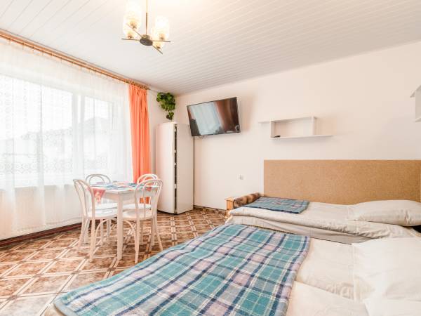 pokój 4-osob. z łaz. parter