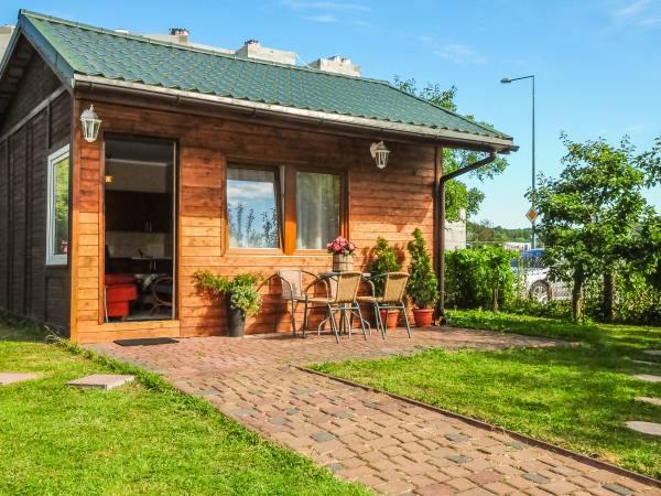 DOMEK LETNI NR 10 MAX 4 OSOBY