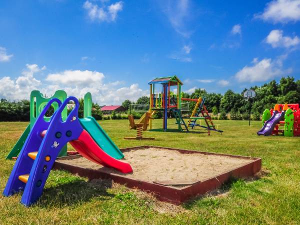 Domki letniskowe pod Sosnami Rusinowo 