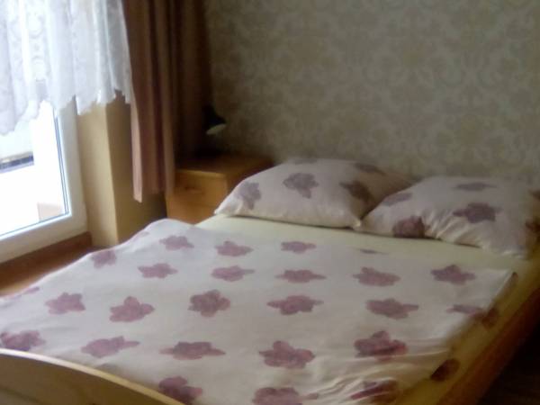 Pokoje z łazienkami Aura