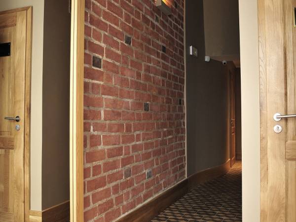 KLATKA SCHODOWA WEJŚCIE