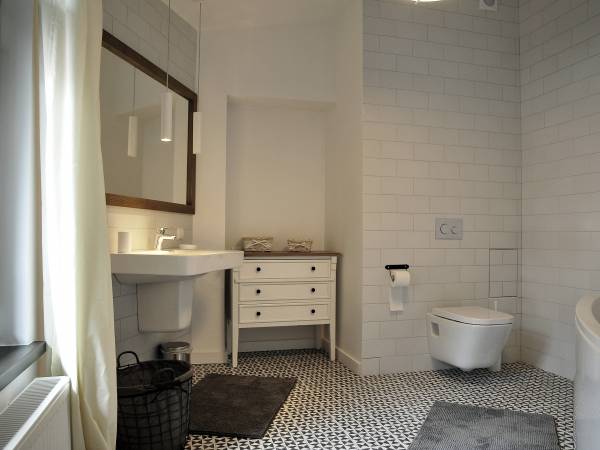 APARTAMENT 4