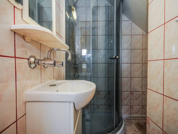 łazienki pok. 2-os.