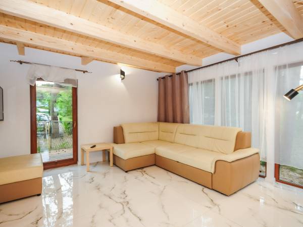 Turkusowe domki (1 domek całoroczny)