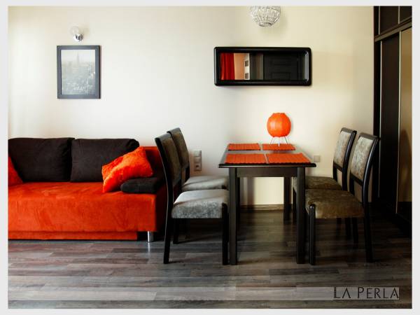 APARTAMENT BURSZTYN II