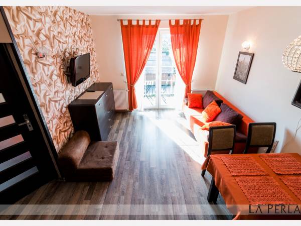 APARTAMENT BURSZTYN II