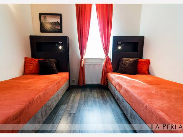 APARTAMENT BURSZTYN II